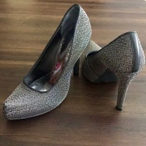 Gianni Bini Silver Pumps